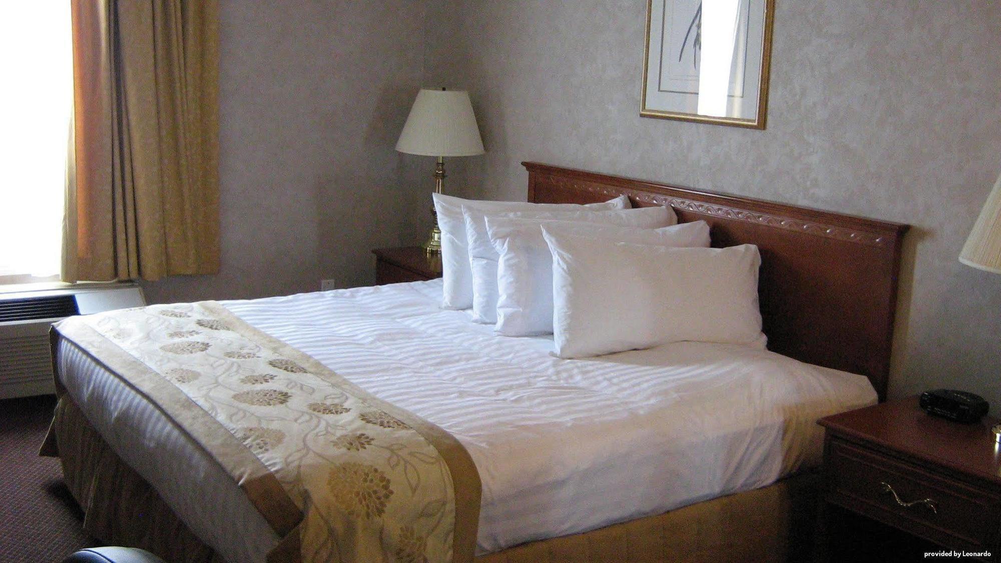 Best Western Of Olds Kültér fotó